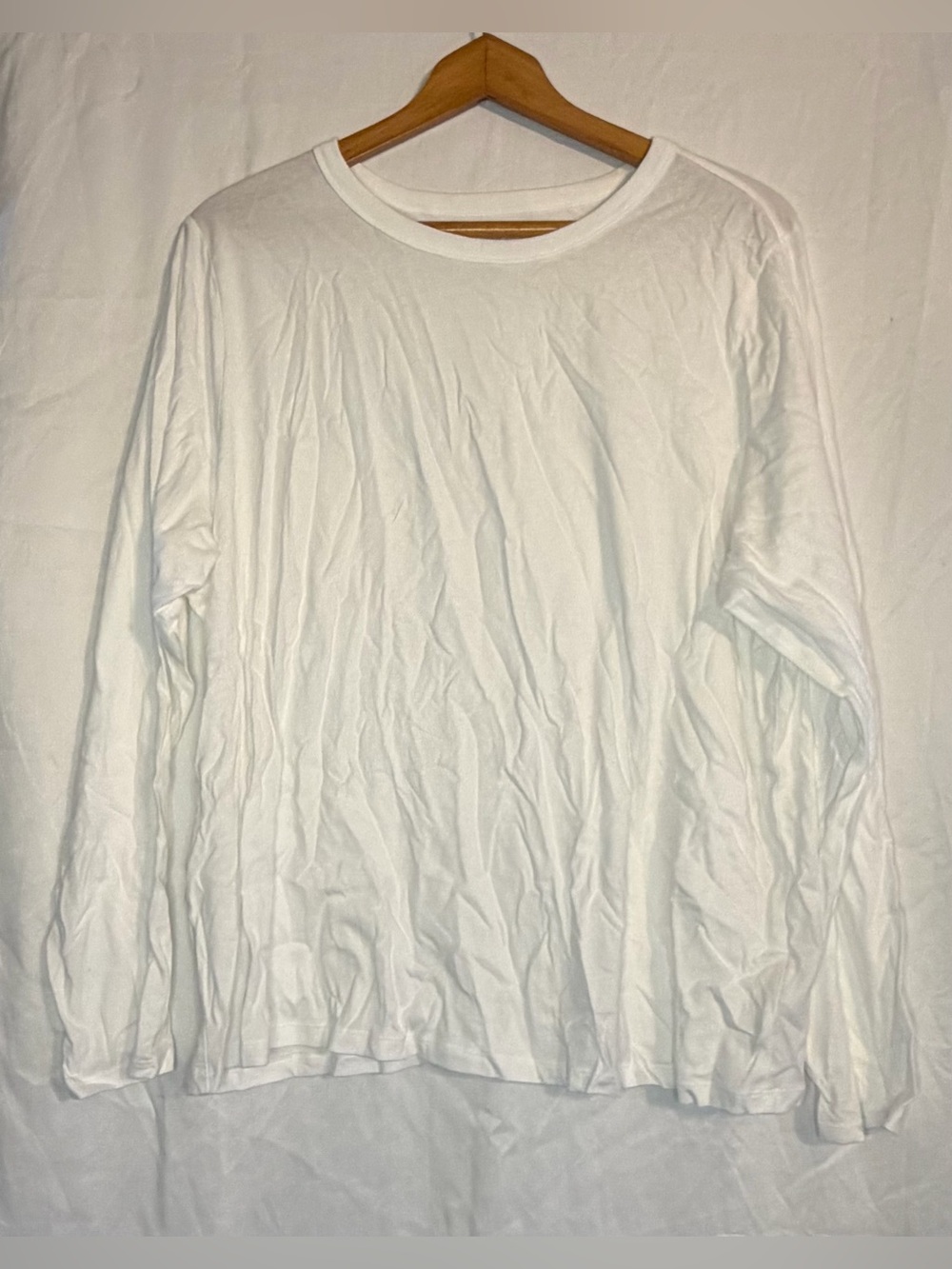 Old Navy Everywear Women’s White Long Sleeve Shirt Size X-Large Crew Neck